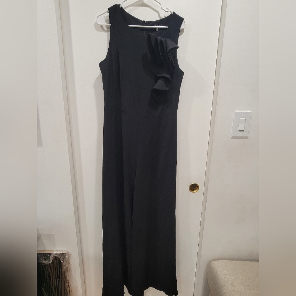 CQ by CQ Sleeveless Black Jumpsuit w/ Floral Accent Size Large